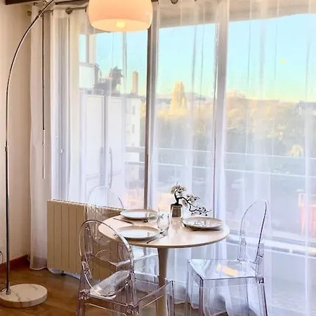 Apartment Lumineux Et Cosy, Avec Parking, 2 Mn Gare, 2mn Muse, 5mn Centre Metz