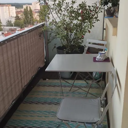 Lumineux Et Cosy, Avec Parking, 2 Mn Gare, 2mn Muse, 5mn Centre דירה