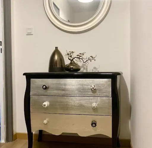 Lumineux Et Cosy, 2 Mn Gare, 2mn Muse, 5mn Centre *